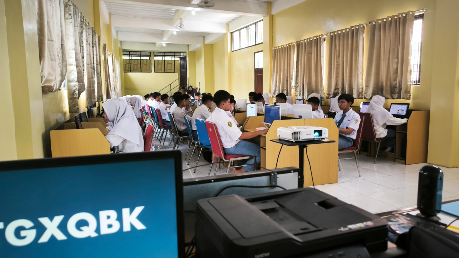 Pelaksanaan TKA Hari Kedua di MA Al Muttaqin Jayapura Terkendala Gangguan Teknis, Peserta Dialihkan ke Susulan